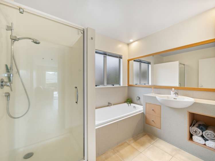 1 Matua Way Matua_17