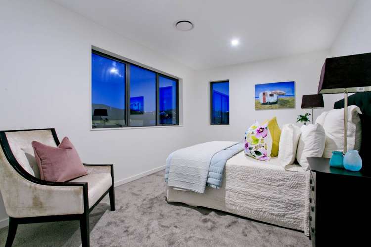 7 Lagonda Rise Oteha_12