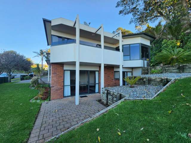 Spacious Modern Family Home with Self-Contained Unit - Prime Oakura Location
