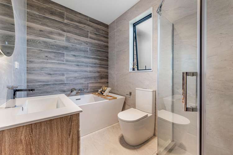 2 Poutawa Lane Clarks Beach_13