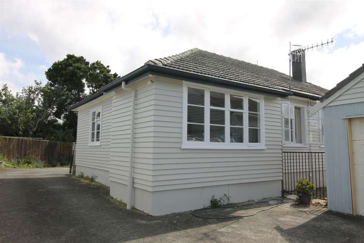 24 Memorial Avenue Mount Roskill_14