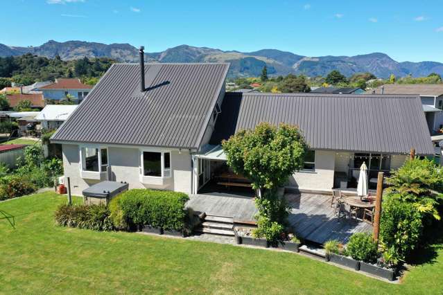 17A Feary Crescent Takaka_1