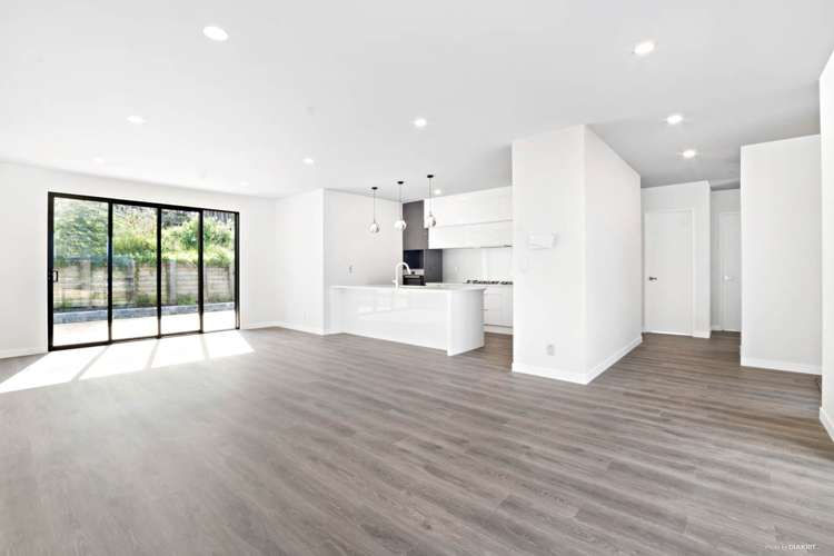 6 Tararua Street Massey_5