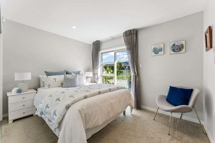 455A Beach Road Murrays Bay_12