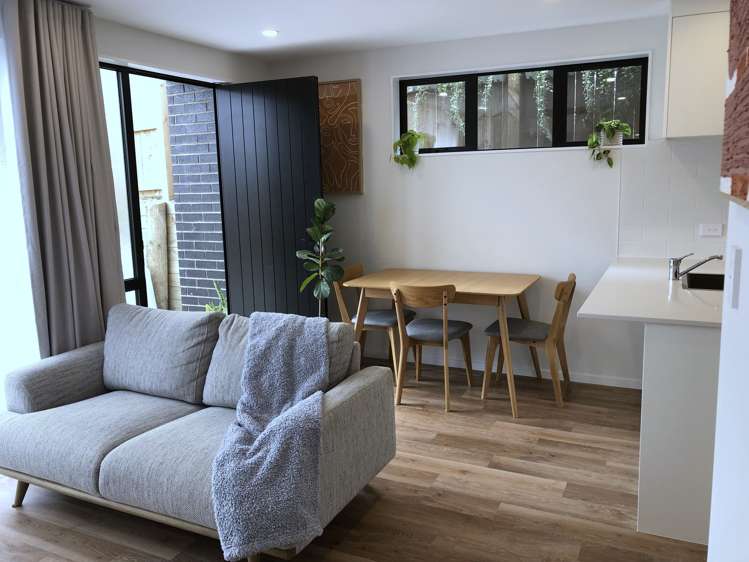 1 Tokai Place Glen Eden_14