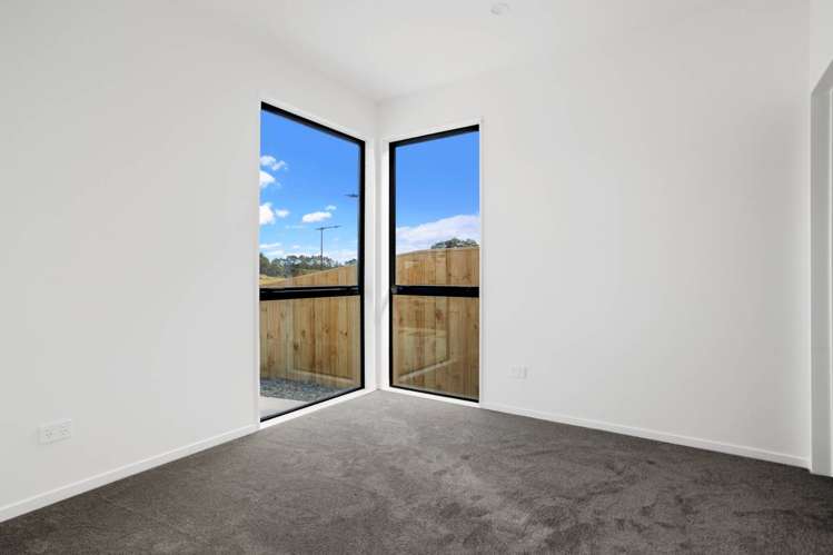 39 Morus Road Massey_6