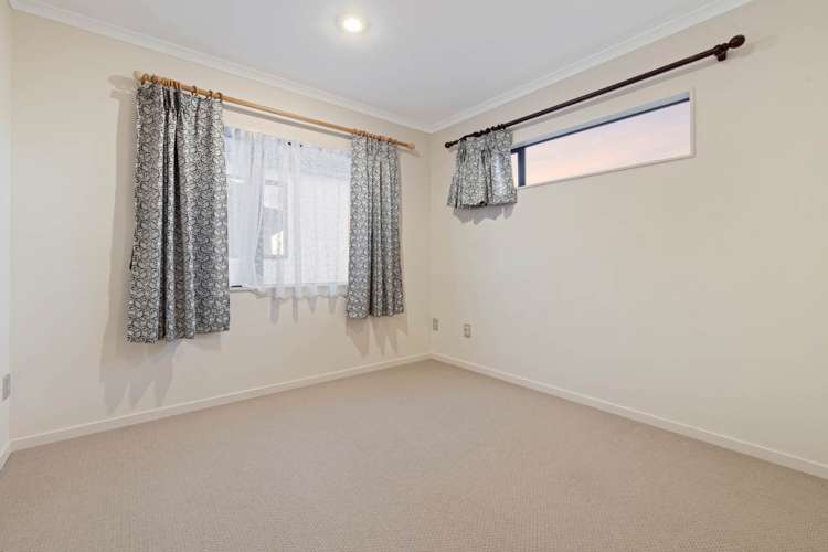16 Janway Avenue Flat Bush_14