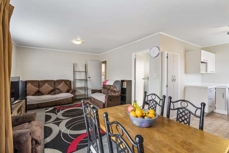 2/14 Hatherley Place Clendon Park_2