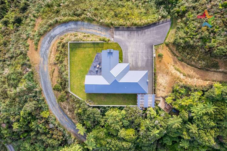 119 Coast Road Wainuiomata_17