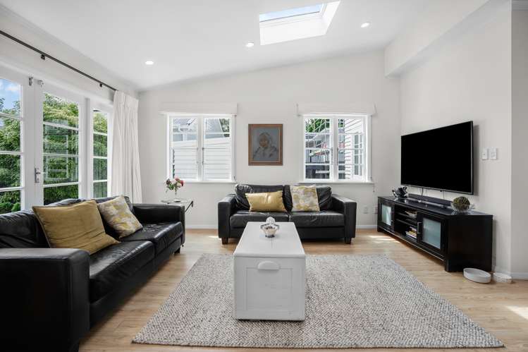 7 Military Road Boulcott_10