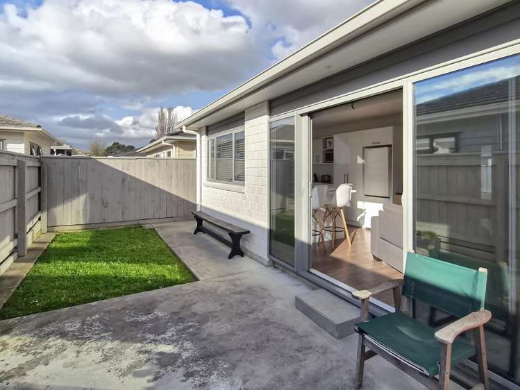 12 Martha Turnell Crescent 1302_12