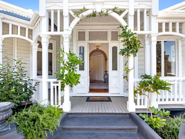 A Grand Estate of Timeless Elegance.