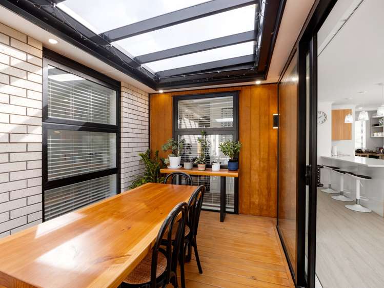 19 Inuwai Street Glenview_7