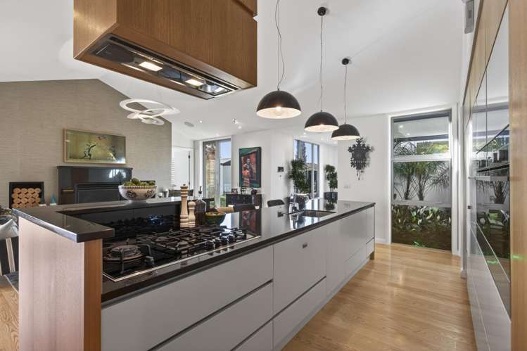 5 Tupuhi Place Highlands Park_25