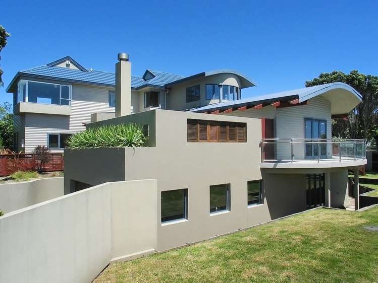 13 Haunui Road Pukerua Bay_35