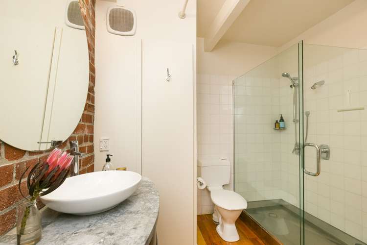 8n Egmont Street Te Aro_11