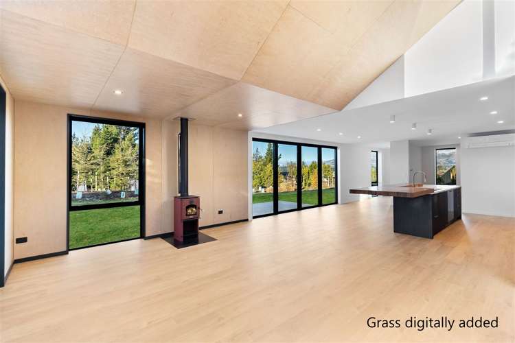 10 Goldie Lane Albert Town_3