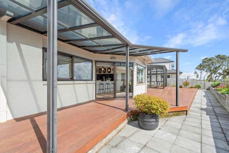 216 Whitford Road Shamrock Park_16