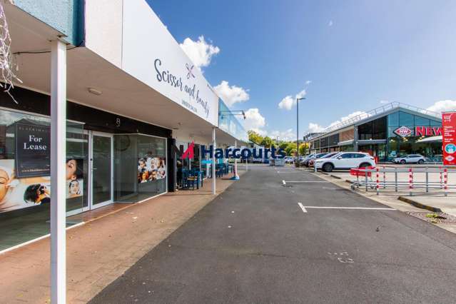 Fantastic Browns Bay Retail