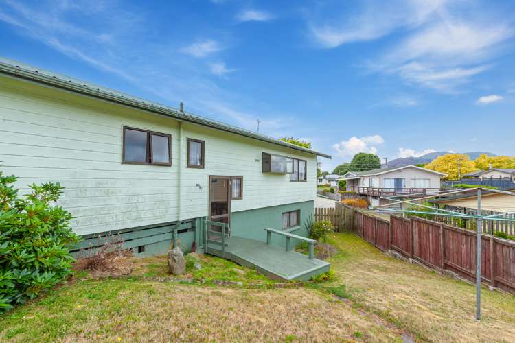 22 Karamu Street Taupo_11