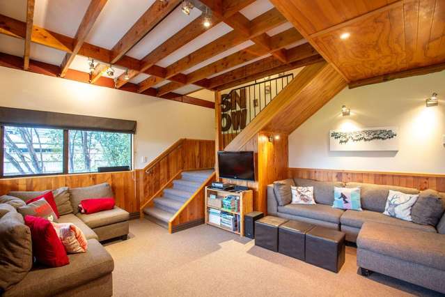 21A - 21B Moore Street Ohakune_3