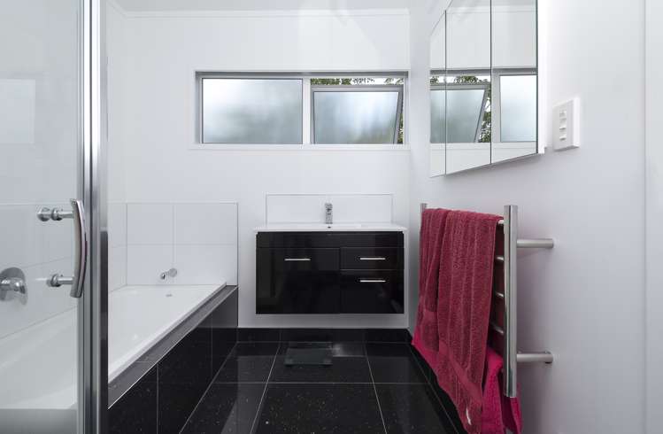 17 Tanglewood Place Cockle Bay_12