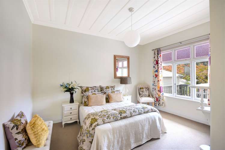 206 North Road North East Valley_7