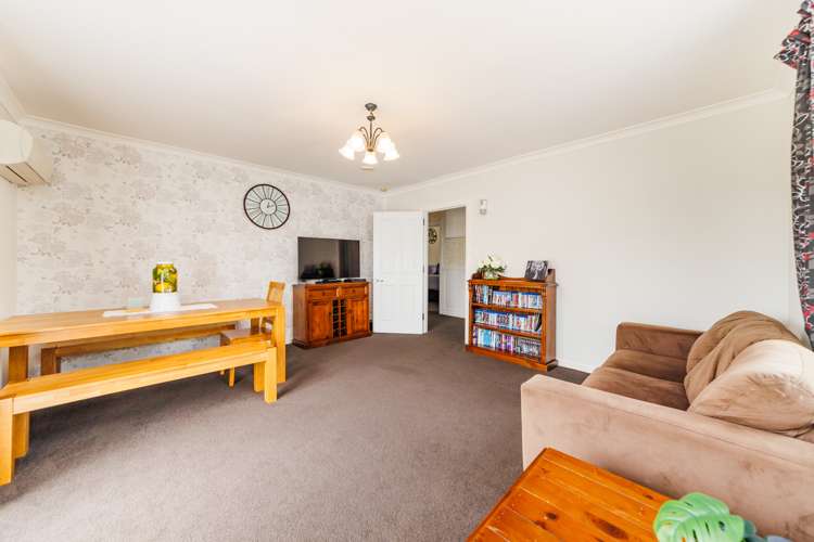 12 Clive Street Halcombe_10