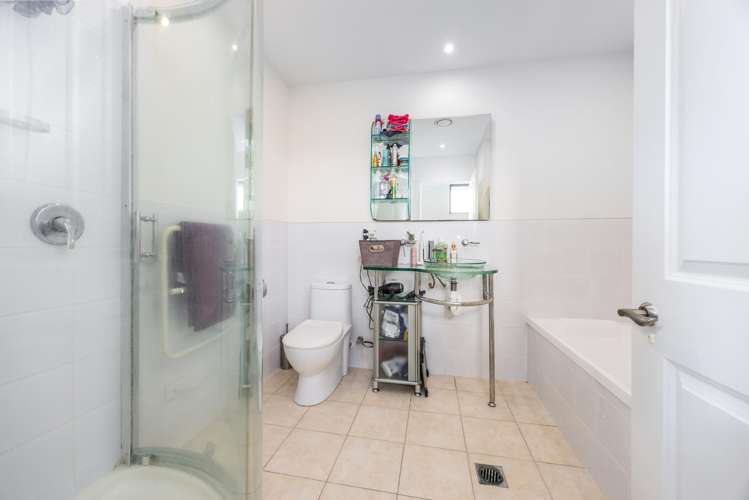 20/8 Landscape Road Papatoetoe_11