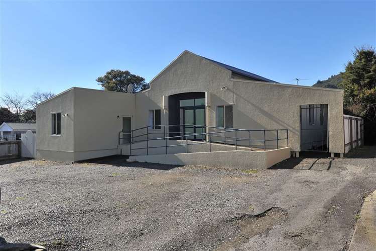 75 High Street Picton_33