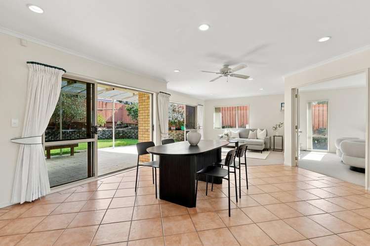 6 San Ambrosio Rise Henderson_1