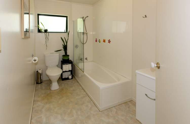 233 Tatarariki Spur Road Te Kopuru_13