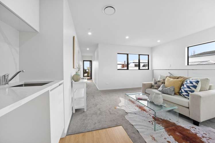 11B Chaucer Place Blockhouse Bay_16