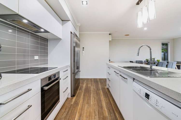 48 Beachwood Drive Hatfields Beach_13