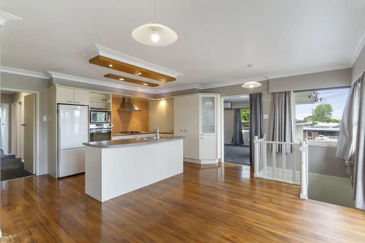 36 Youngs Road Papakura_8