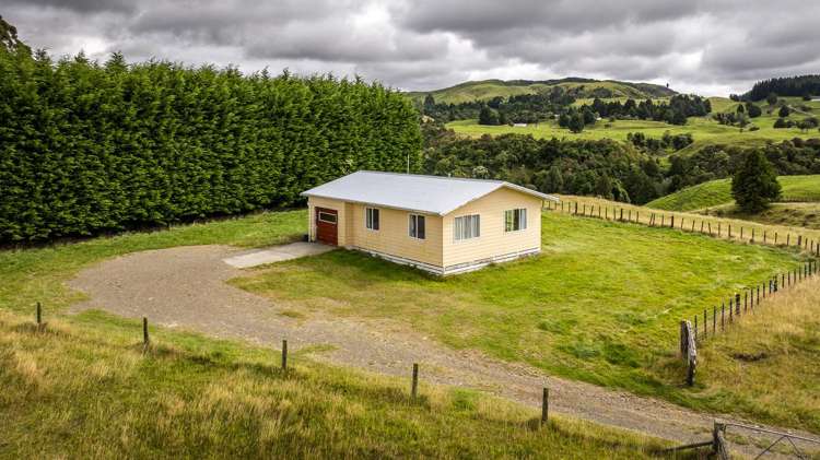 4332 Puketitiri Road Hastings Country_23