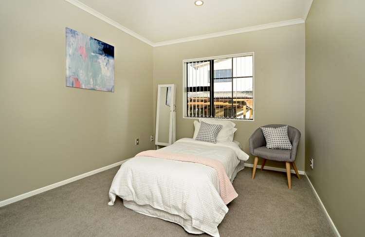 47 Baverstock Road Flat Bush_13