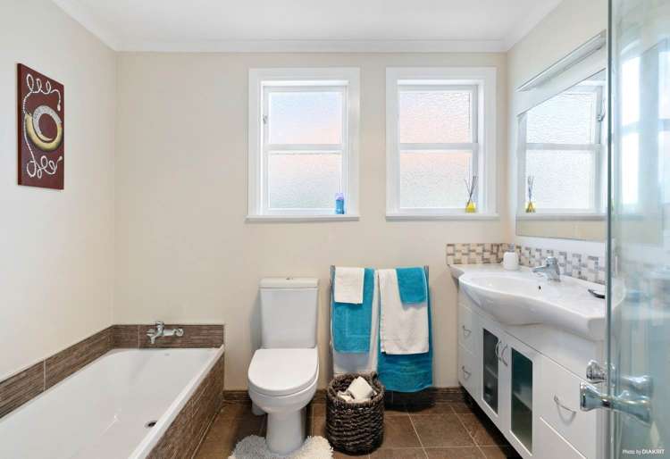 10 Benghazi Road Panmure_8