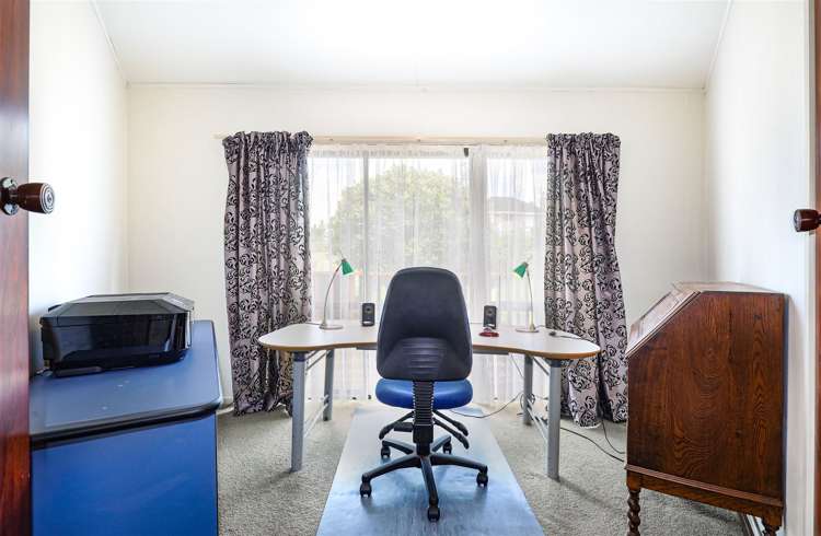 78 Russell Road Huntly_8