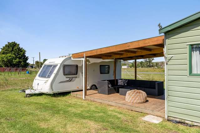 37 Banks Street Tolaga Bay_4