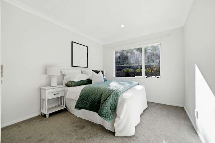 31 Cricklade Terrace Windsor Park_13