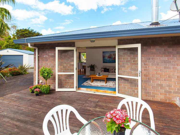 19 Tutchen Avenue Raglan_18