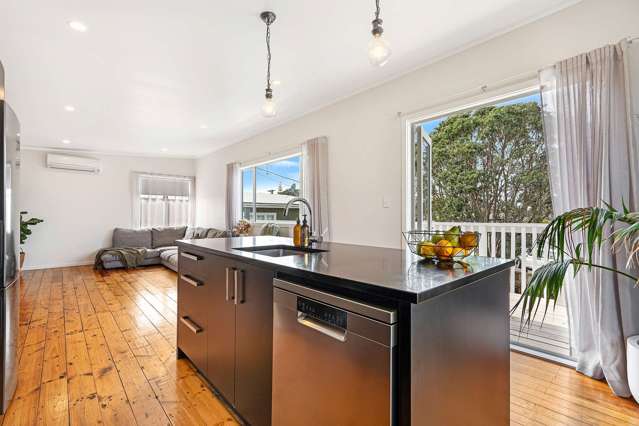 8 James McLeod Road Shelly Beach Helensville_2