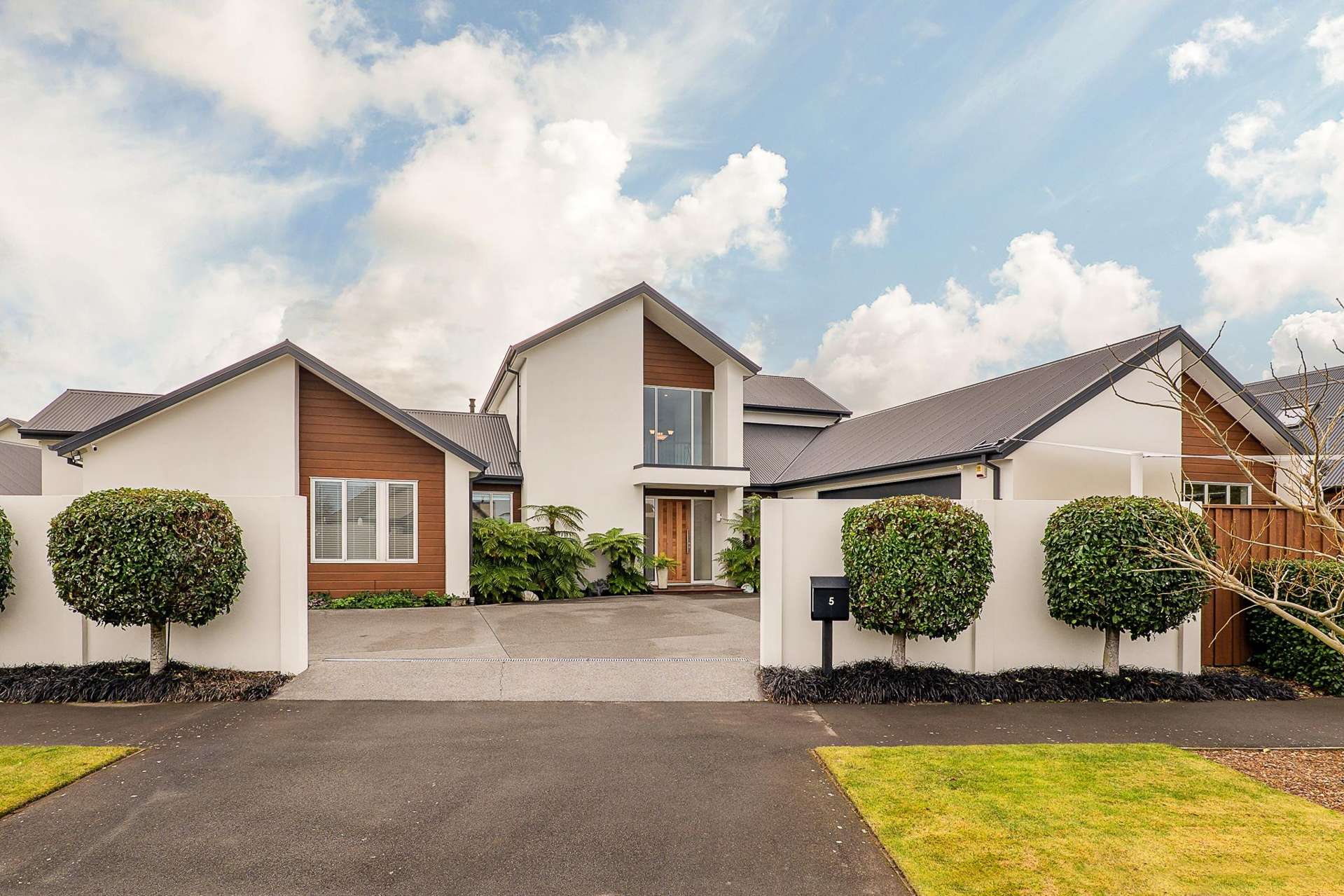 5 Lakebridge Place Parklands_0