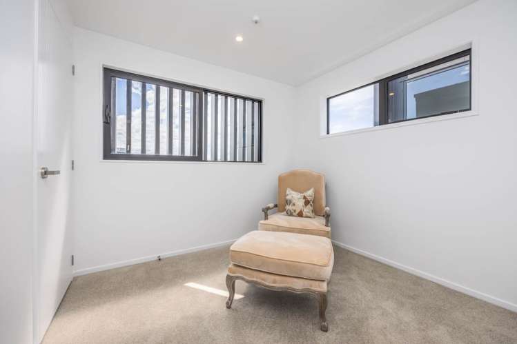 2/54 Taharoto Road Takapuna_14