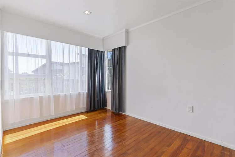 83 Matipo Road Mairangi Bay_11