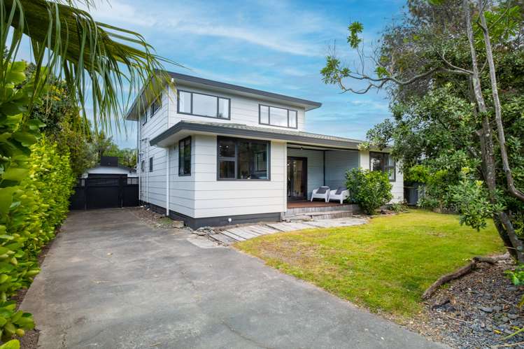 280 Clifton Road Te Awanga_19