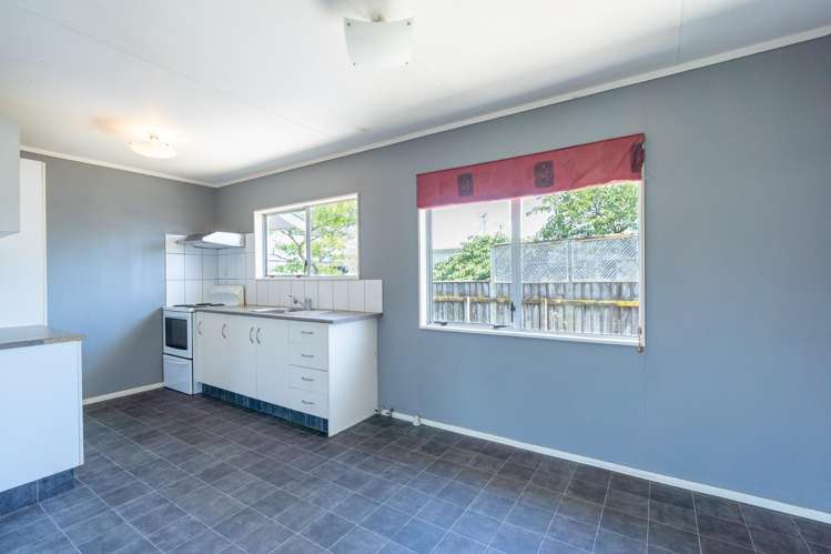  115 Sherwill Street West Feilding_6