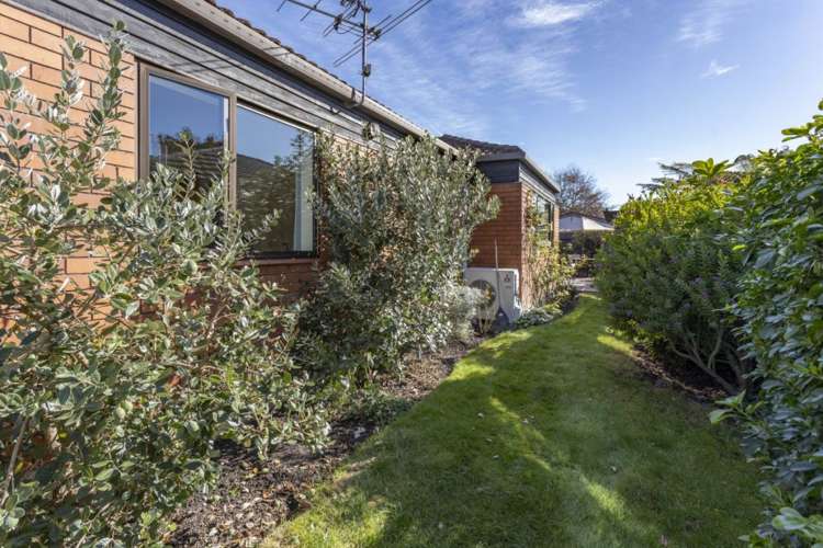 8C Angela Street Upper Riccarton_25