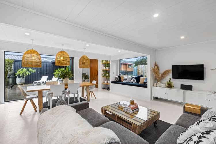 2/9 Tainui Street Torbay_6